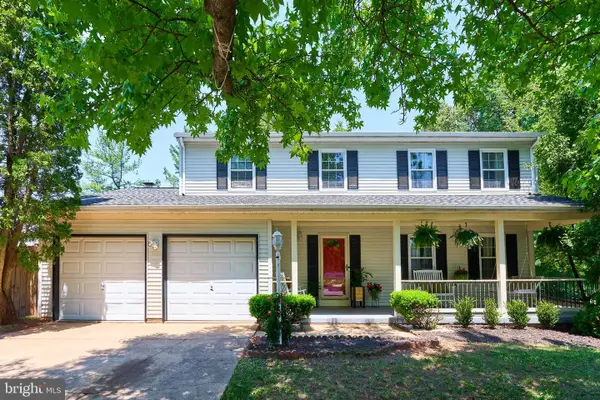 8944 Vicksburg Ln, MANASSAS, VA 20110