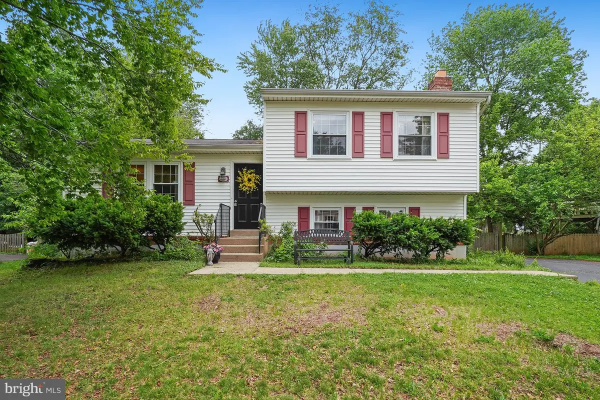 9203 Landgreen St, Manassas, VA 20110 - #1