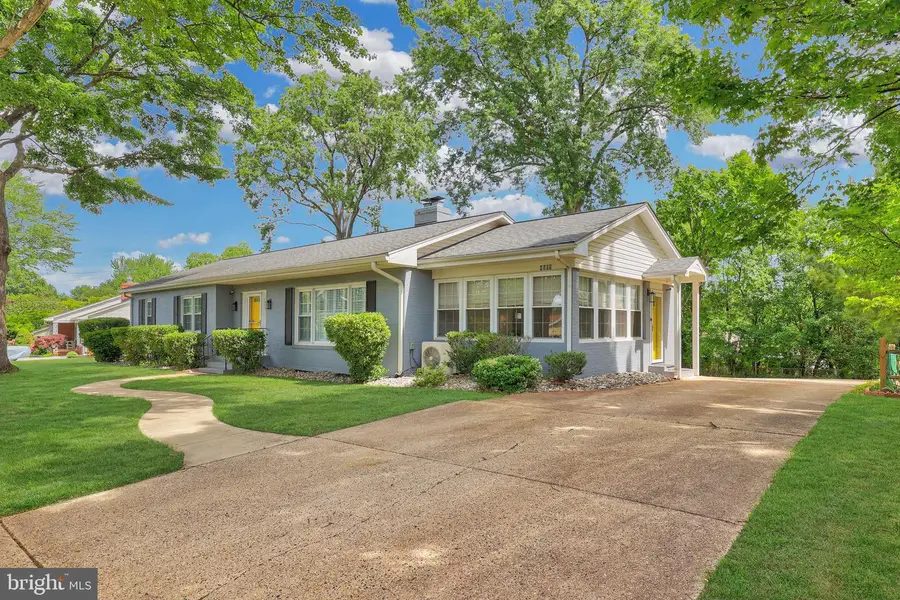 8909 Weir St, Manassas, VA 20110 - #2