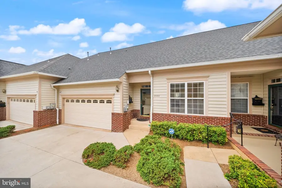 8297 Gaither St, Manassas, VA 20110 - #2