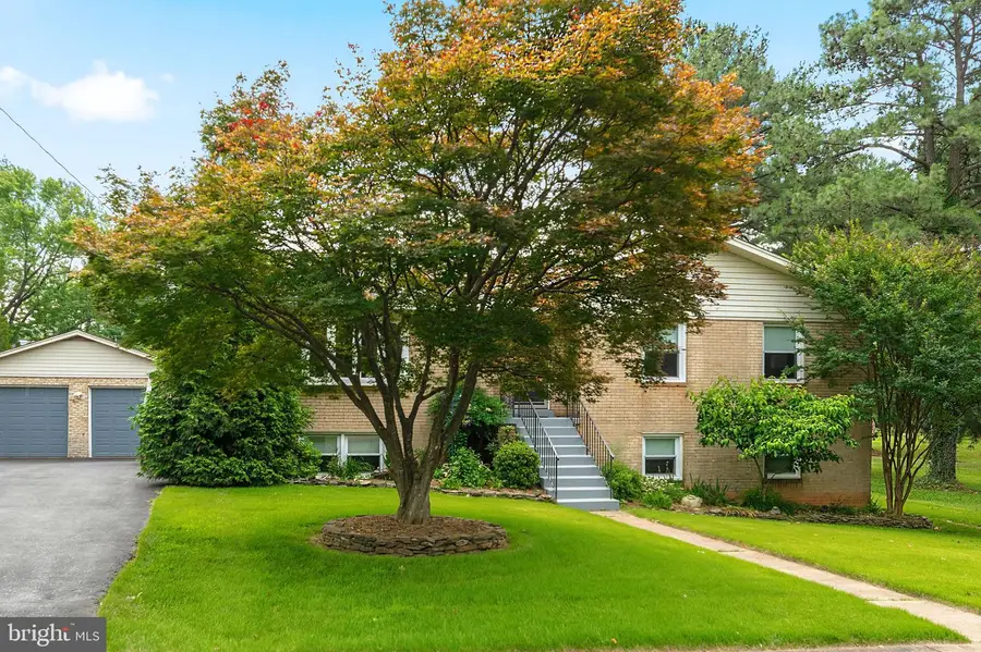 8905 Hazel Dr, Manassas, VA 20110 - #2