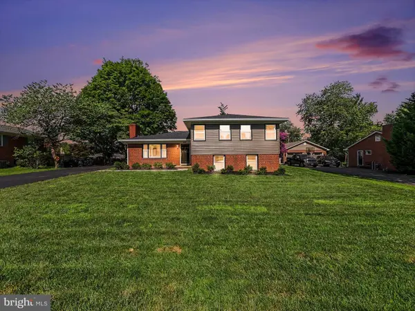 8904 Early St, MANASSAS, VA 20110