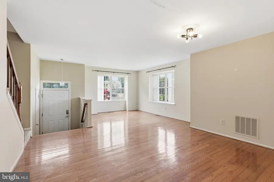 8731 Deblanc Place, Manassas, VA 20110 - #2