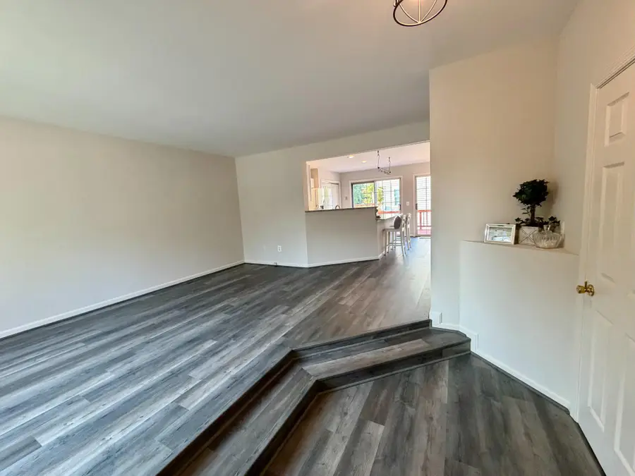 10245 Calypso Dr, Manassas, VA 20110 - #2
