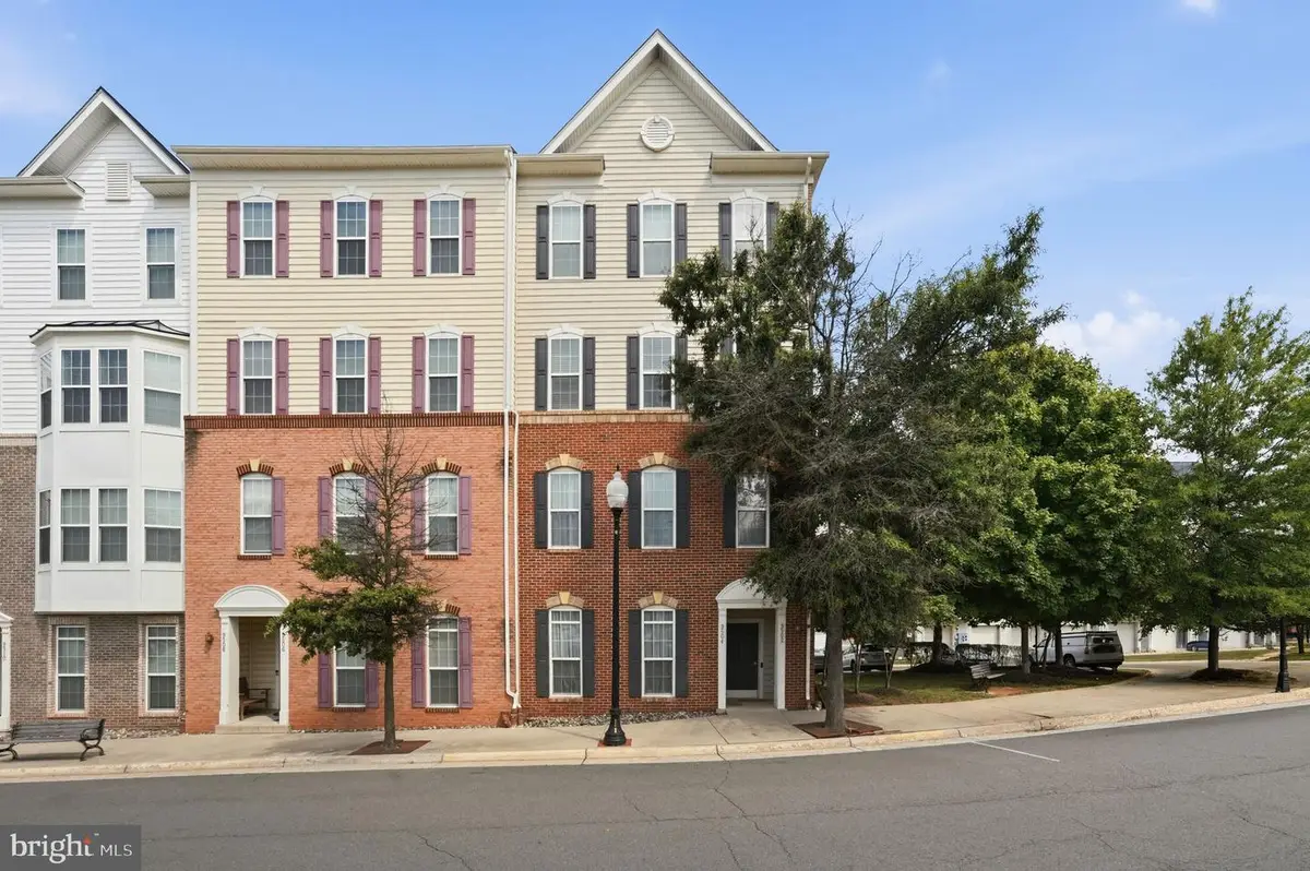 9504 Lee Ct, Manassas, VA 20110 - #1