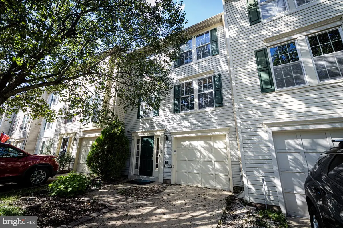 10327 Oconnell Ct, Manassas, VA 20110 - #1