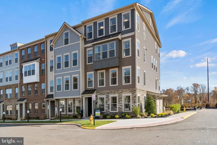 1108b Dabney Dr, Manassas Park, VA 20111 - Image #2