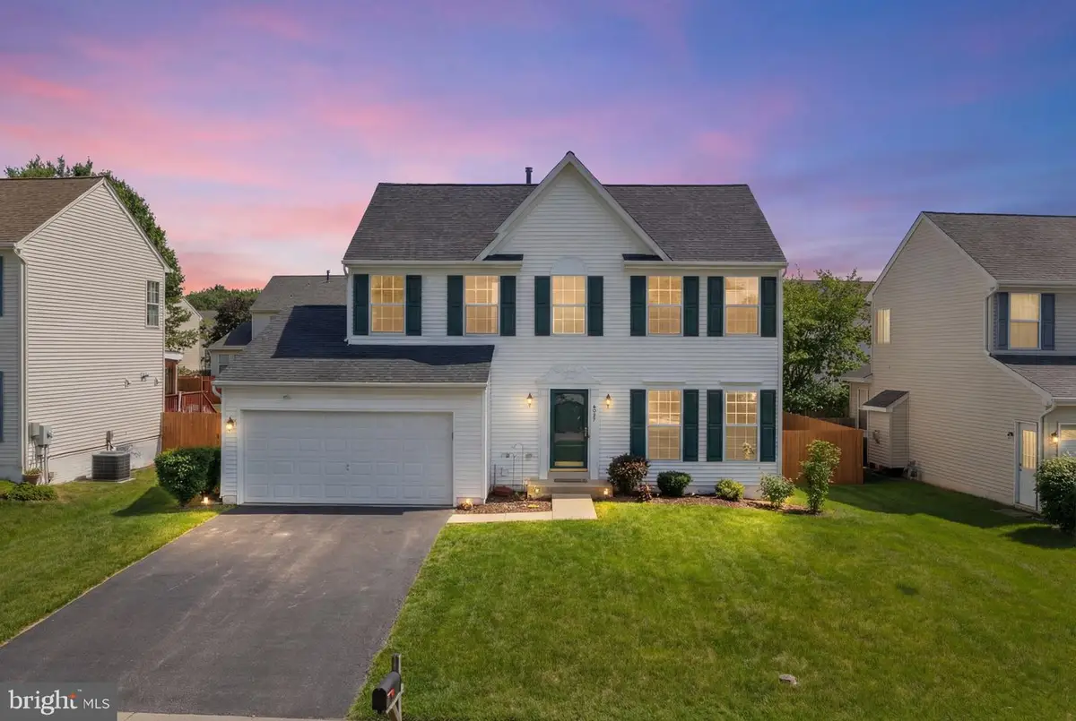 9231 Stephanie St, Manassas Park, VA 20111 - Image #1