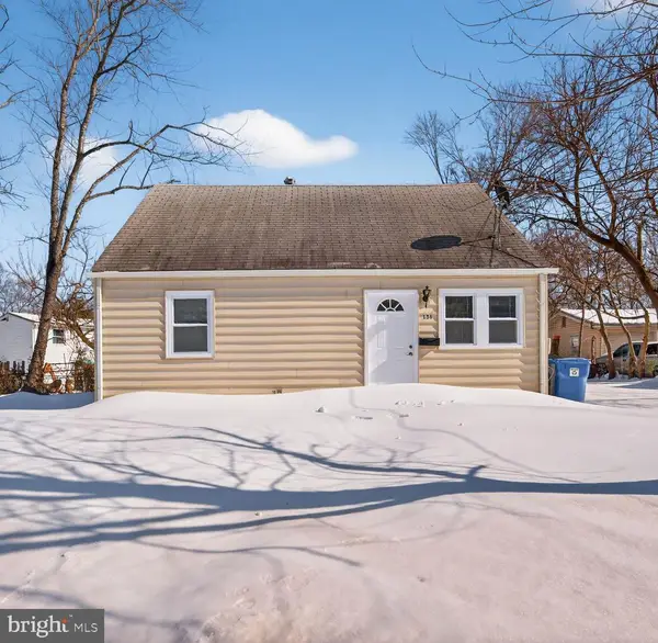 156 Manassas Dr, MANASSAS PARK, VA 20111