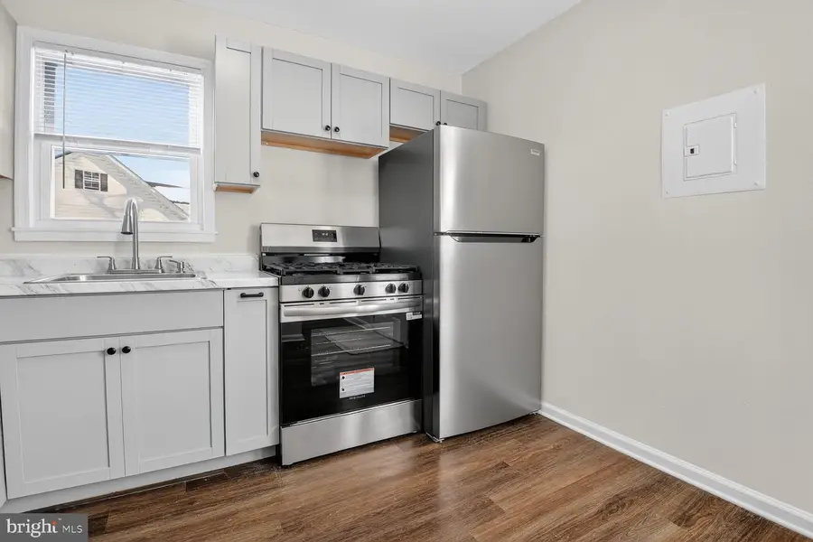 156 Manassas Dr, Manassas Park, VA 20111 - #3