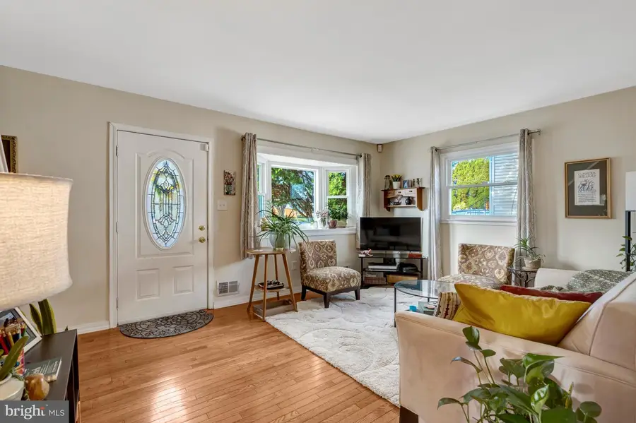 92 Meeker Ct, Manassas Park, VA 20111 - #2