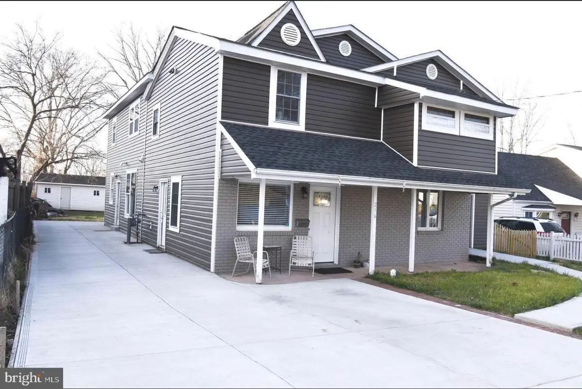 216 Colfax Ct, Manassas Park, VA 20111 - #1