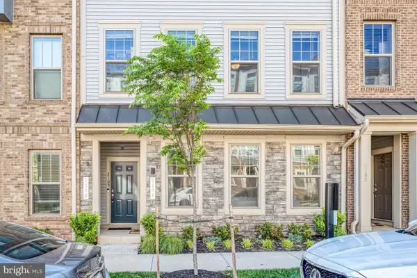 210-a Park Central Ter, MANASSAS PARK, VA 20111