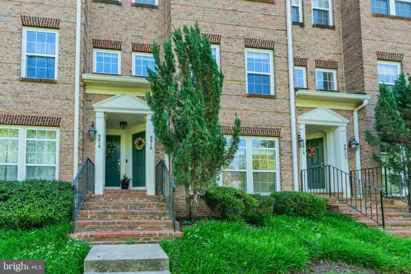 9816 Pickens Pl, MANASSAS PARK, VA 20111