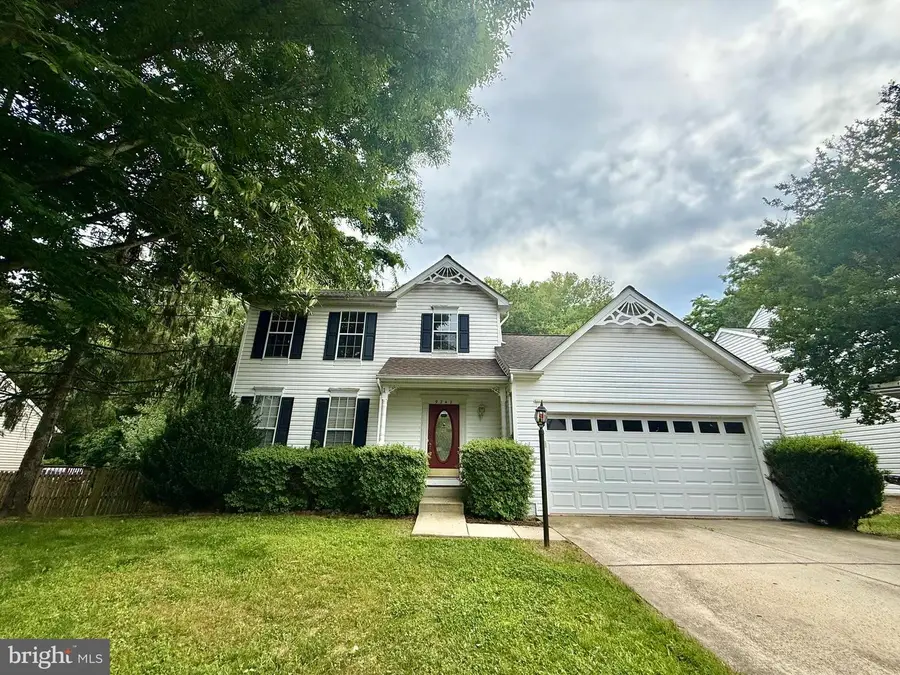 9242 Matthew Dr, Manassas Park, VA 20111 - #2