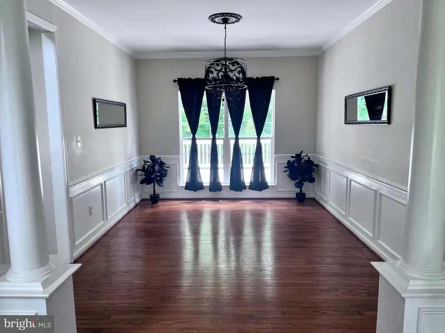 9201 Golf Ct, Manassas Park, VA 20111 - #3