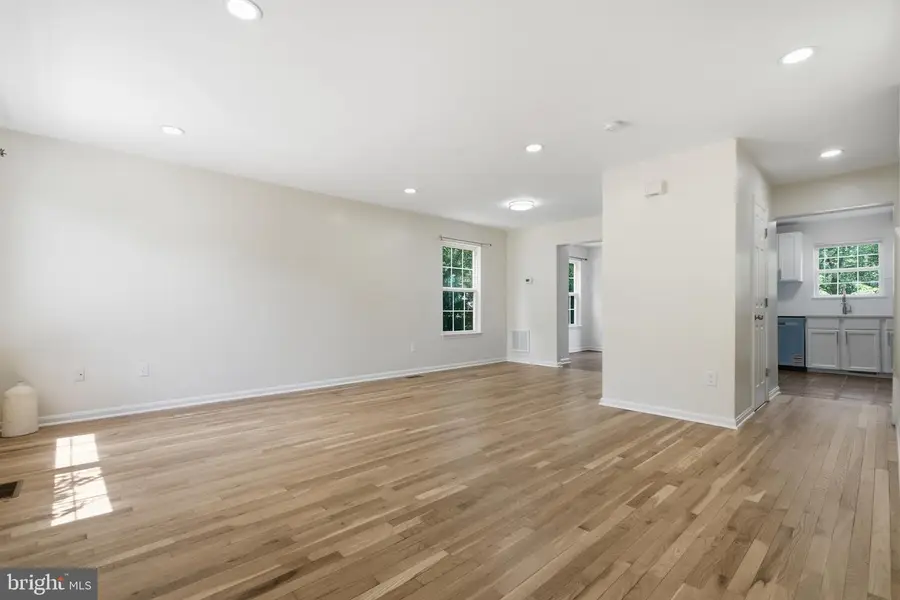 298 Moseby Dr, Manassas Park, VA 20111 - #3