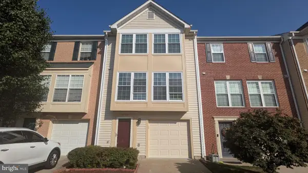 9233 Jessica Dr, MANASSAS PARK, VA 20111