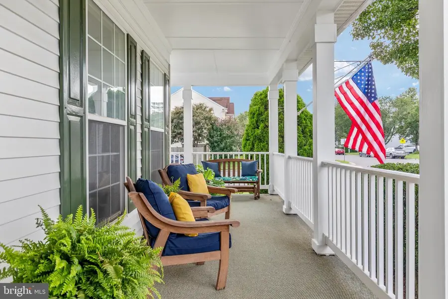 9195 Matthew Dr, Manassas Park, VA 20111 - #2