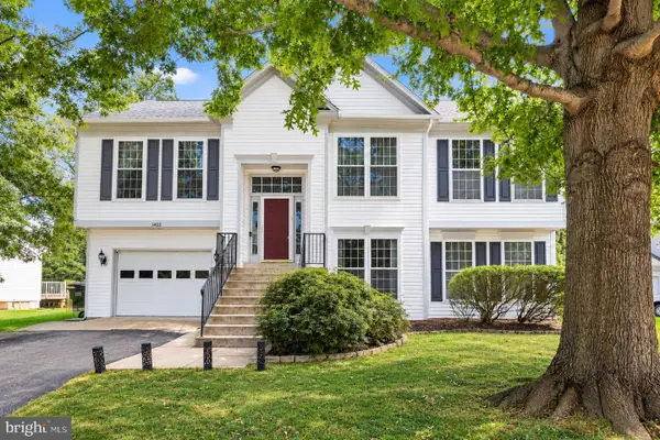 9402 Luke Dr, MANASSAS PARK, VA 20111