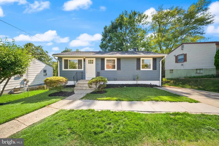 197 Cabbel Dr, Manassas Park, VA 20111 - #2