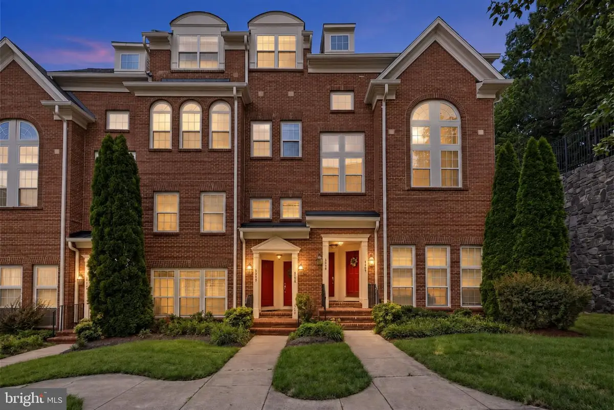9585 Wheats Way, Manassas Park, VA 20111 - #1