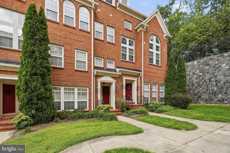 9585 Wheats Way, Manassas Park, VA 20111 - #3
