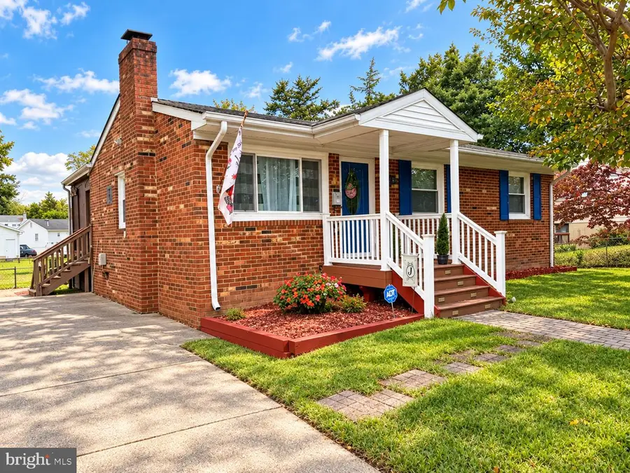 102 Runyon Ct, Manassas Park, VA 20111 - #2