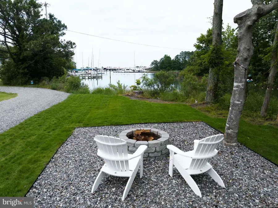 138 Delta Dr, Deltaville, VA 23043 - Image #2