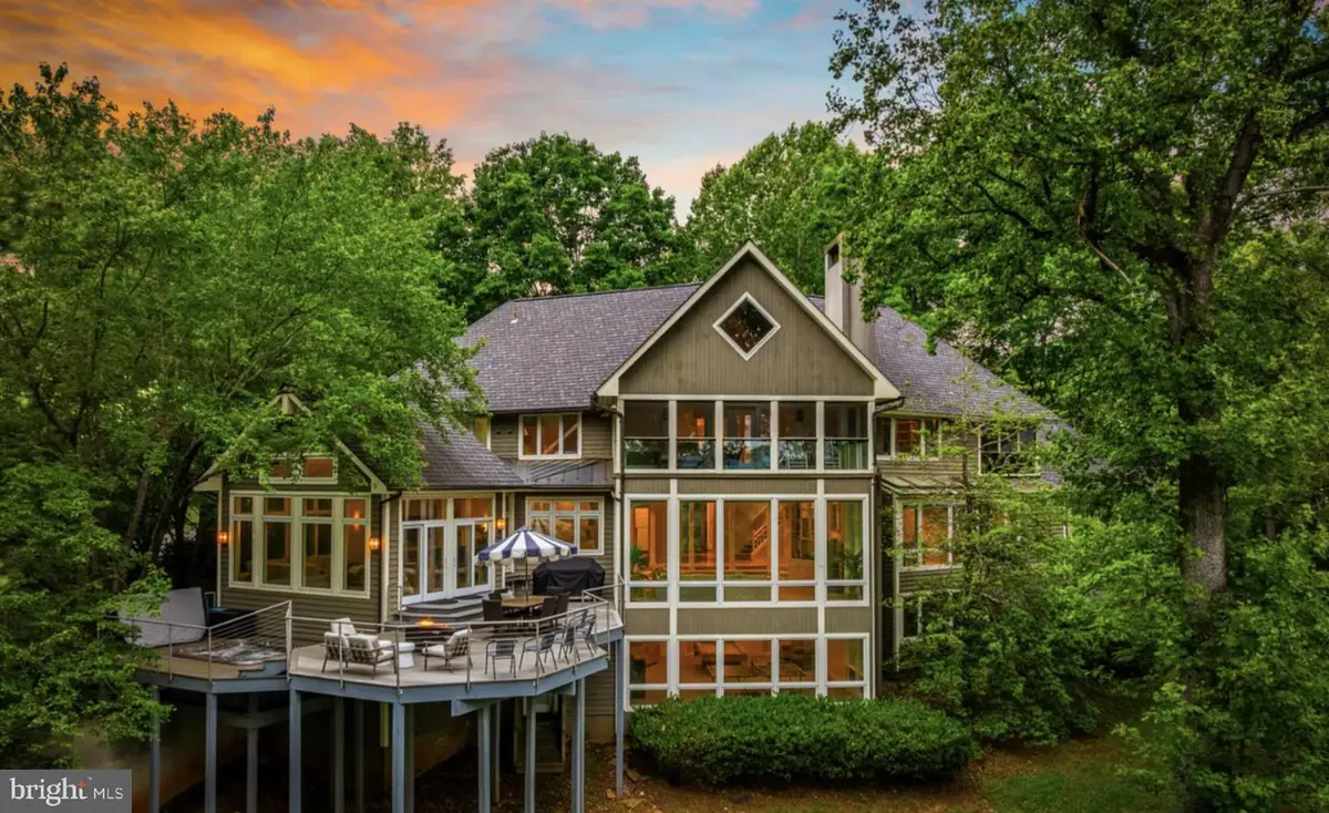 390 Saddleback Knl, Nellysford, VA 22958 - #1