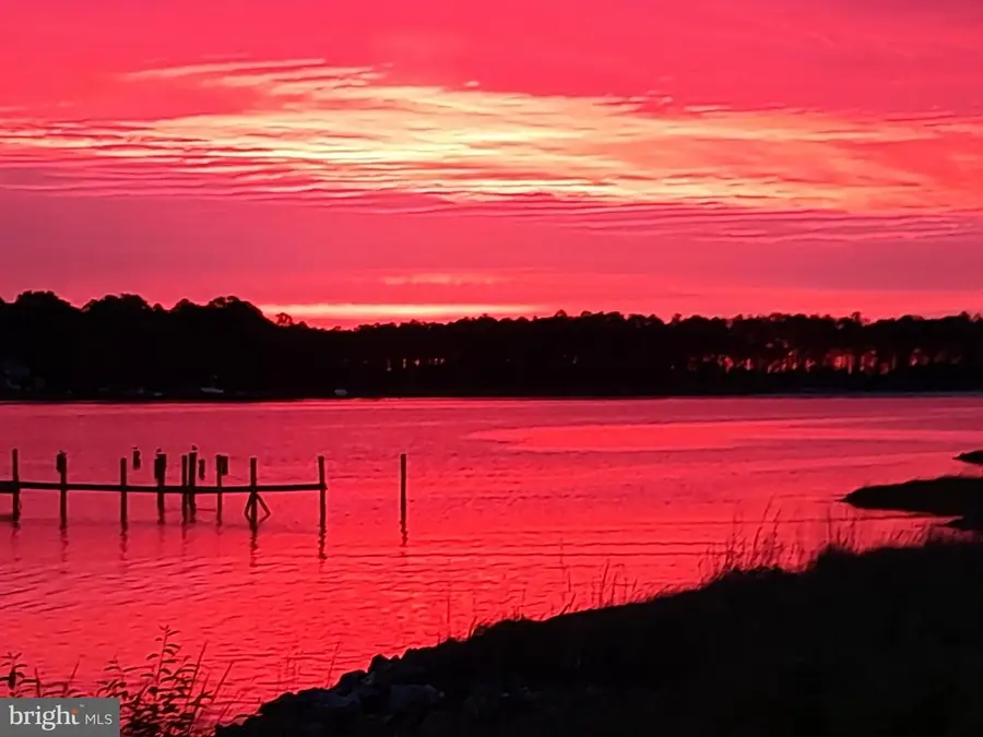 2215 Ditchley Road, Kilmarnock, VA 22482 - Image #2