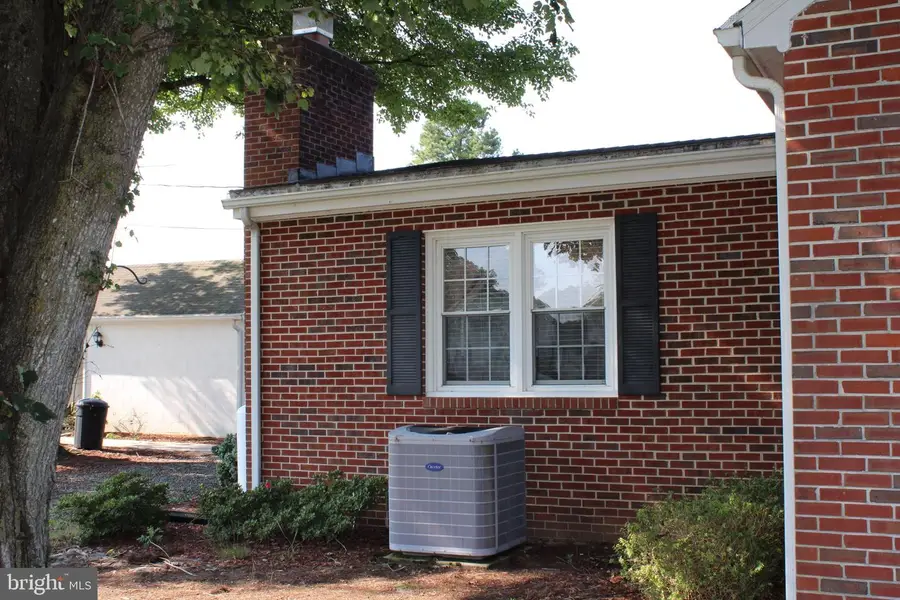 596 Jessie Dupont Memorial Hwy, Burgess, VA 22432 - Image #2