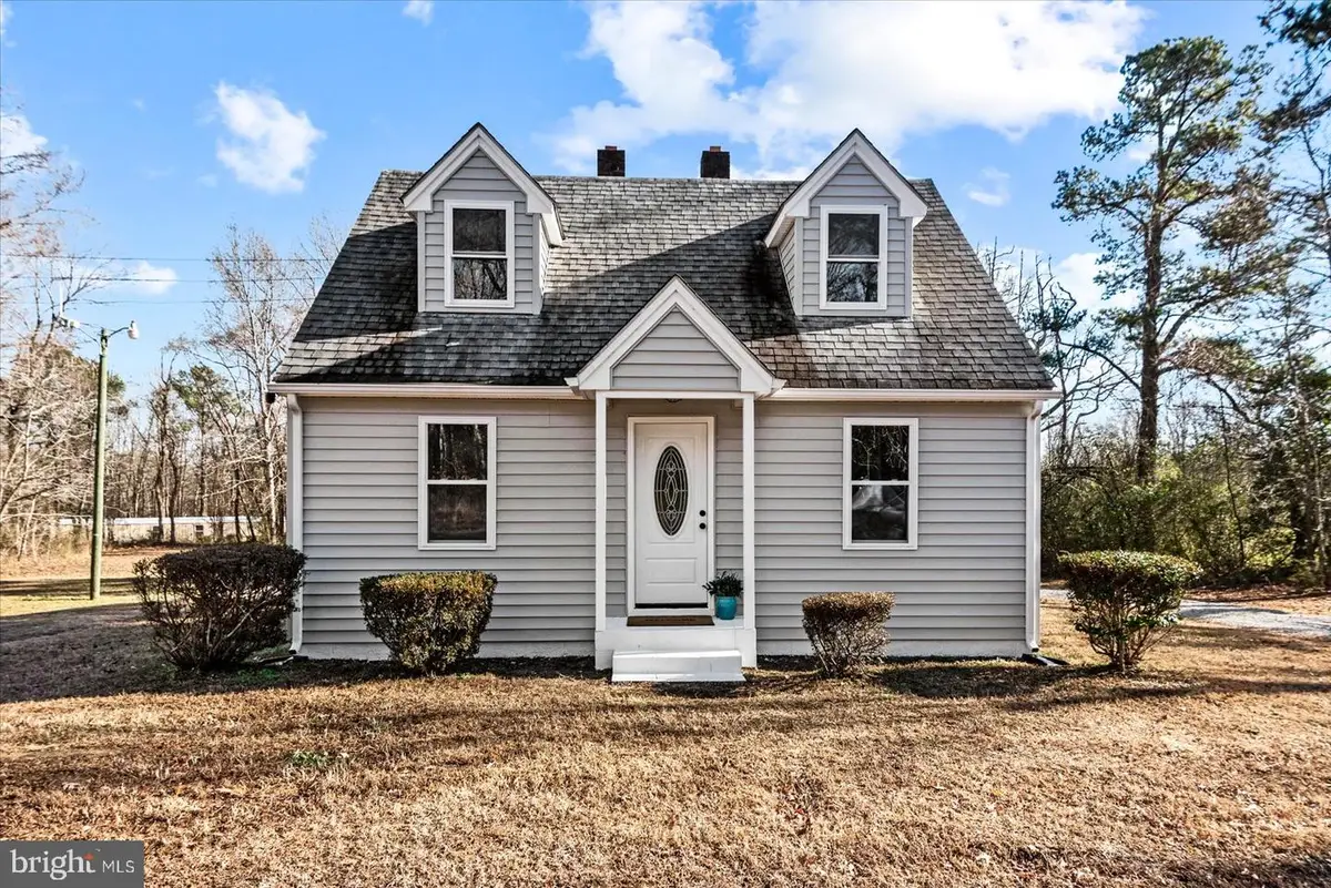 11237 Jessie Dupont Memorial Hwy, Kilmarnock, VA 22482 - #1