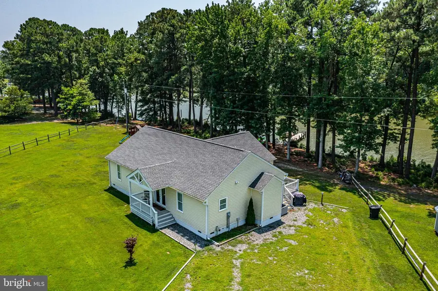 408 Smith Point Rd, Reedville, VA 22539 - #2