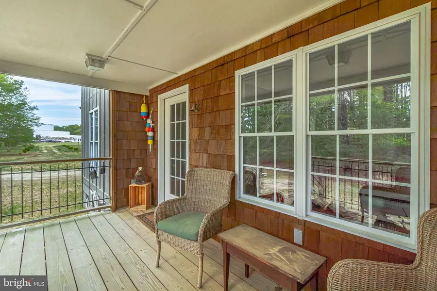 193 Deep Water Ln, Reedville, VA 22539 - #2