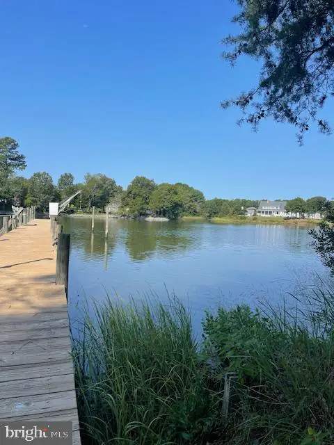 33 Lagrange Ave, Kilmarnock, VA 22482 - #1