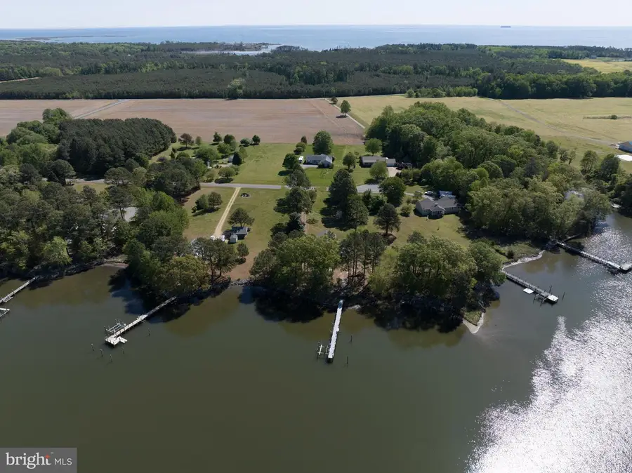 33 Lagrange Ave, Kilmarnock, VA 22482 - #2