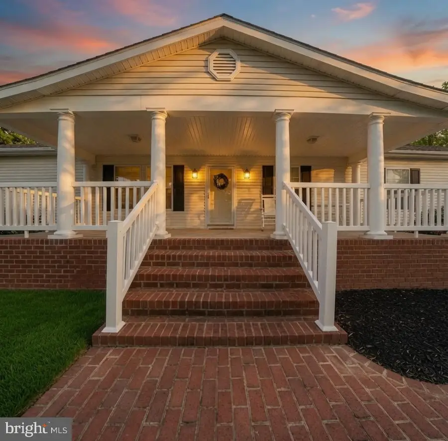 110 E Harbor Dr, Reedville, VA 22539 - #2