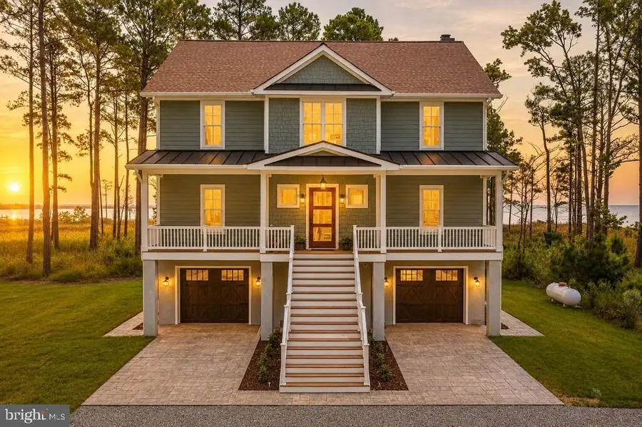 107 Galway Dr, Kilmarnock, VA 22482 - #2