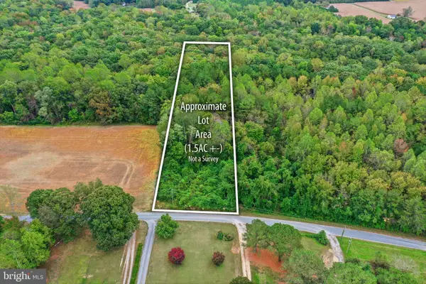 Lewis Ln, HEATHSVILLE, VA 22473
