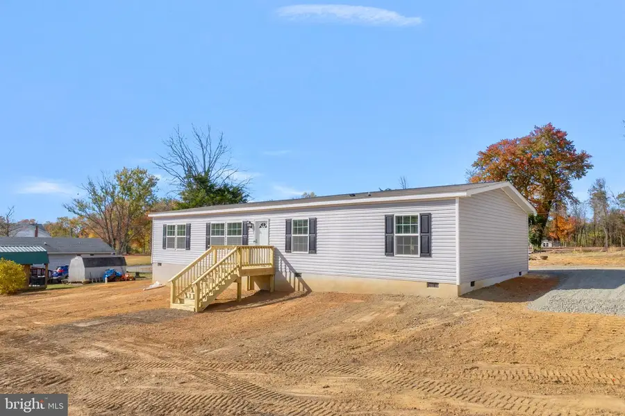 304 Lucketts Aly, Gordonsville, VA 22942 - Image #2