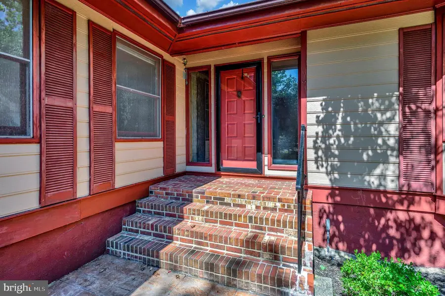 204 Freedom Rd, Locust Grove, VA 22508 - Image #3