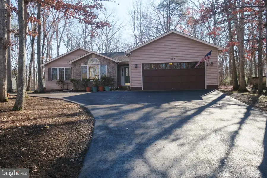 314 Fairway Dr, Locust Grove, VA 22508 - Image #2