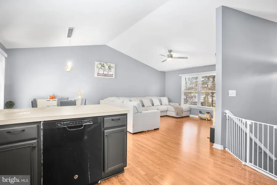 413 Lakeview Pkwy, Locust Grove, VA 22508 - Image #2