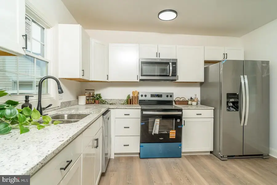 120 Charles St, Gordonsville, VA 22942 - Image #2