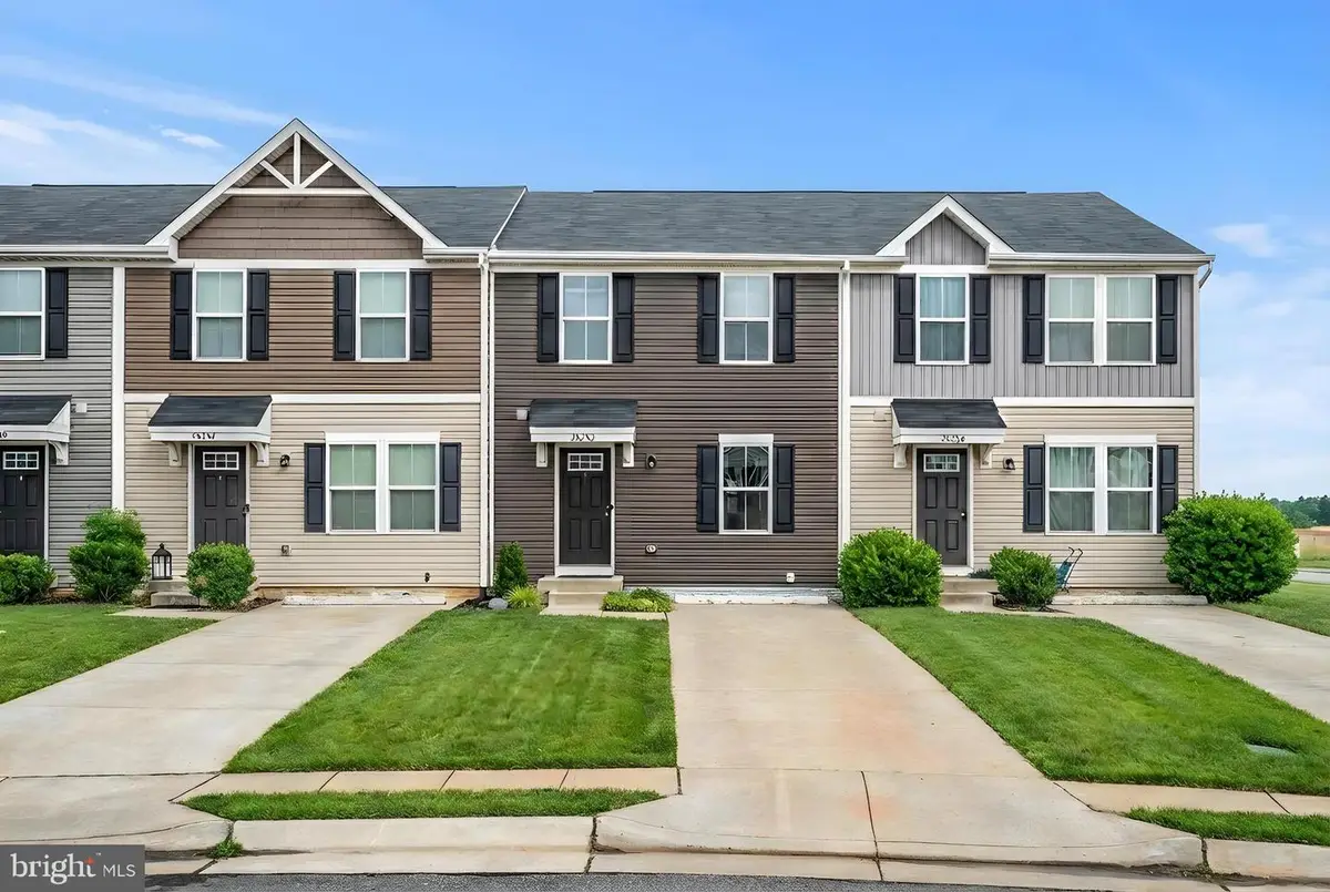 35252 Sara Ct, Locust Grove, VA 22508 - #1