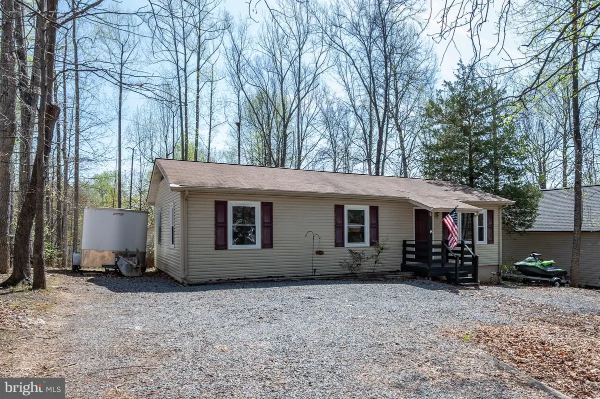 205 Monument Rd, Locust Grove, VA 22508 - #1