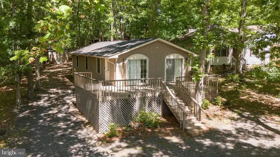 207 Creekside Dr, Locust Grove, VA 22508 - #2