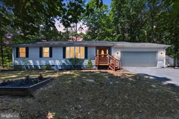 808 Mt Pleasant Dr, LOCUST GROVE, VA 22508