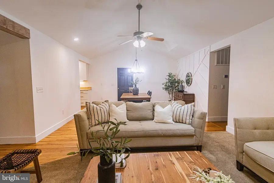 207 Madison Cir, Locust Grove, VA 22508 - #3